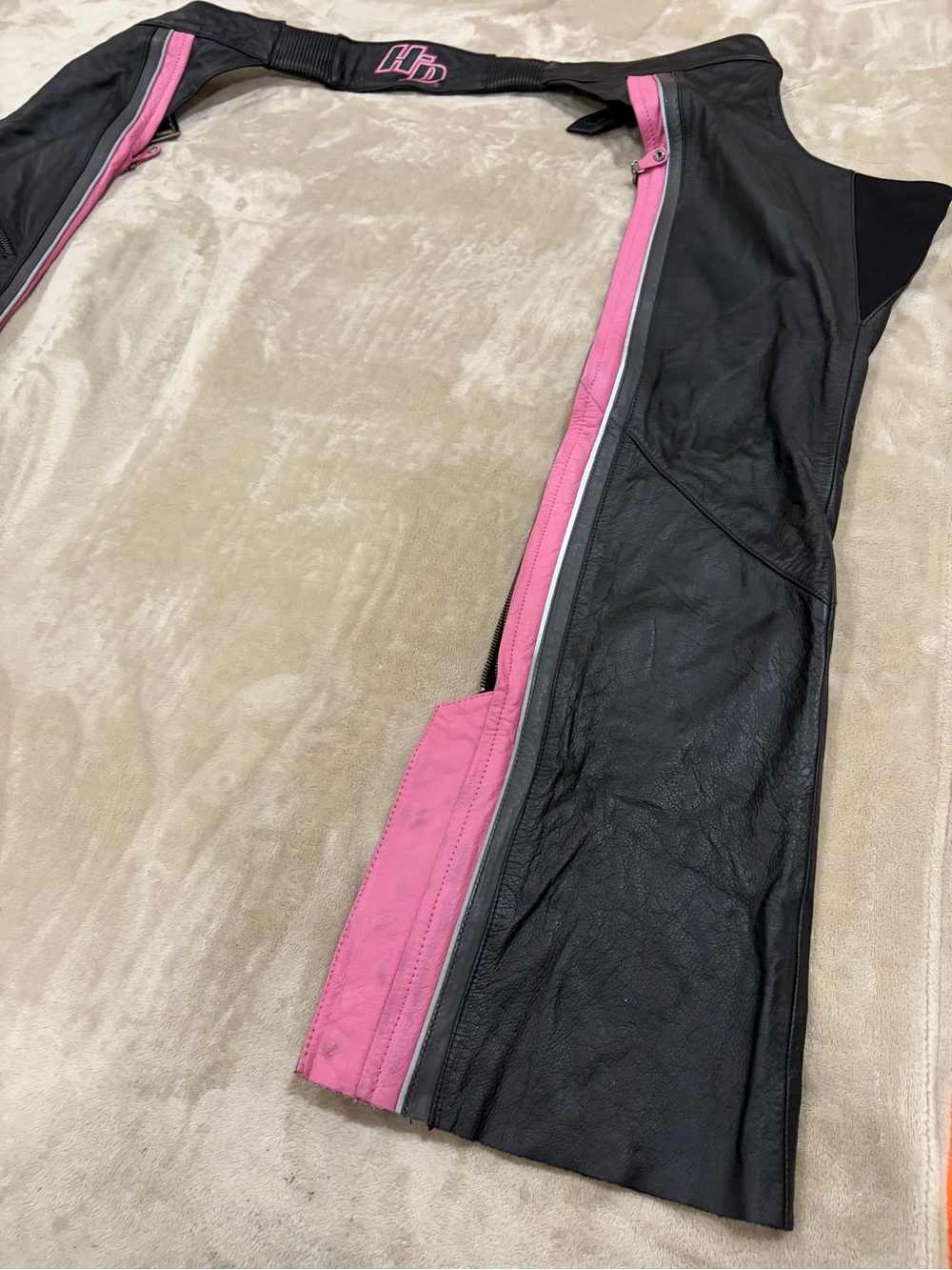 Harley-Davidson Women’s Small Black Leather Chaps with Pink Trim